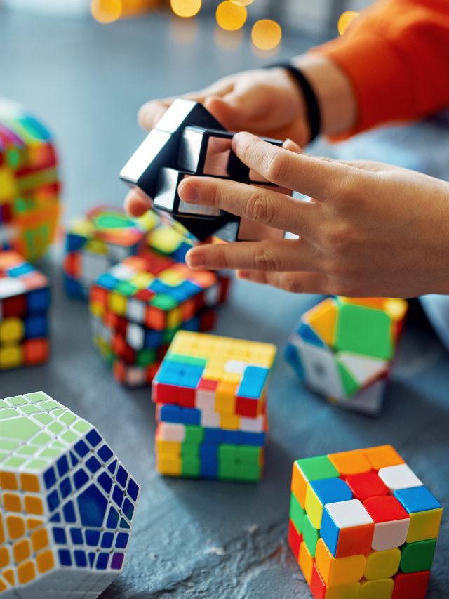 Read more about the article Exploring the Benefits of Solving Puzzles in Education