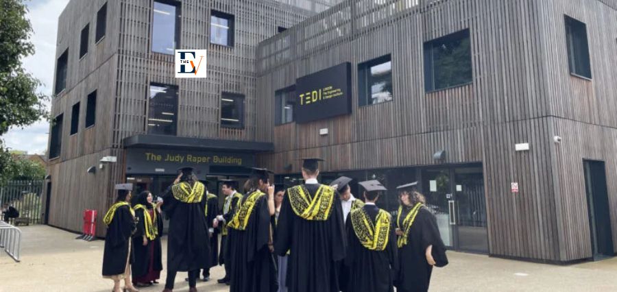 Inaugural Graduation Celebrated in TEDI-London on 24th July